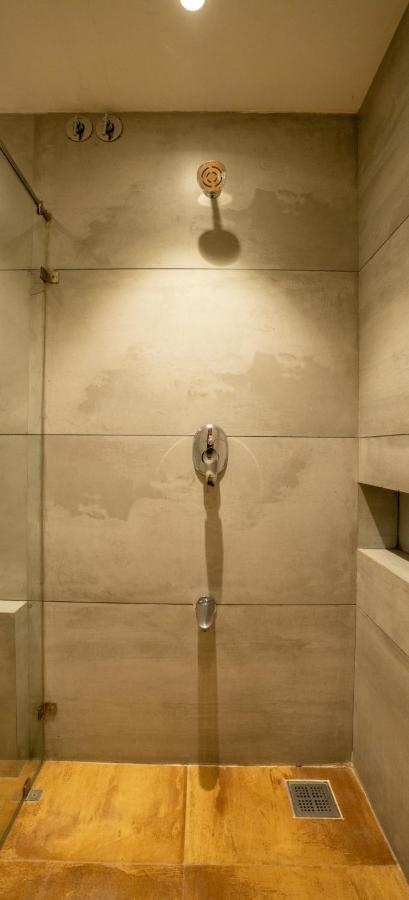 Pinnacle Grand Hotel อาเมดาบัด ภายนอก รูปภาพ