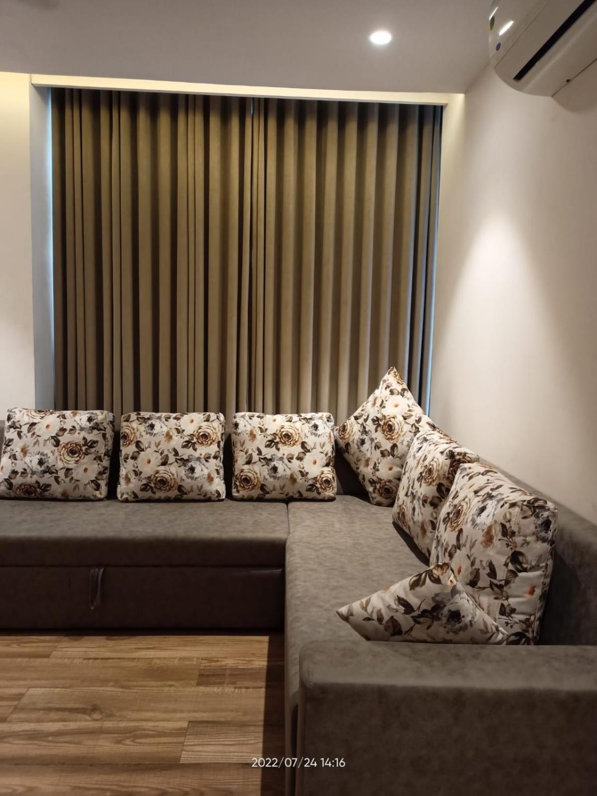Pinnacle Grand Hotel อาเมดาบัด ภายนอก รูปภาพ